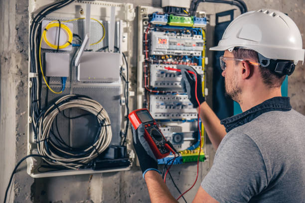 Best Licensed Electrician  in Beverly, MA